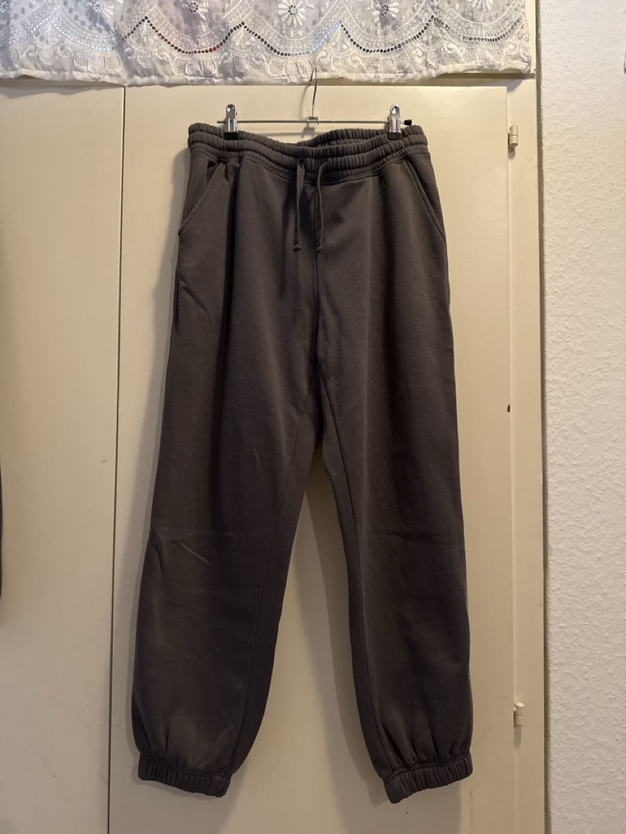 Completi & Tailleur: Ensemble de survêtement gris   – Usato da Châtelaine venduto da ant_6rpw 1