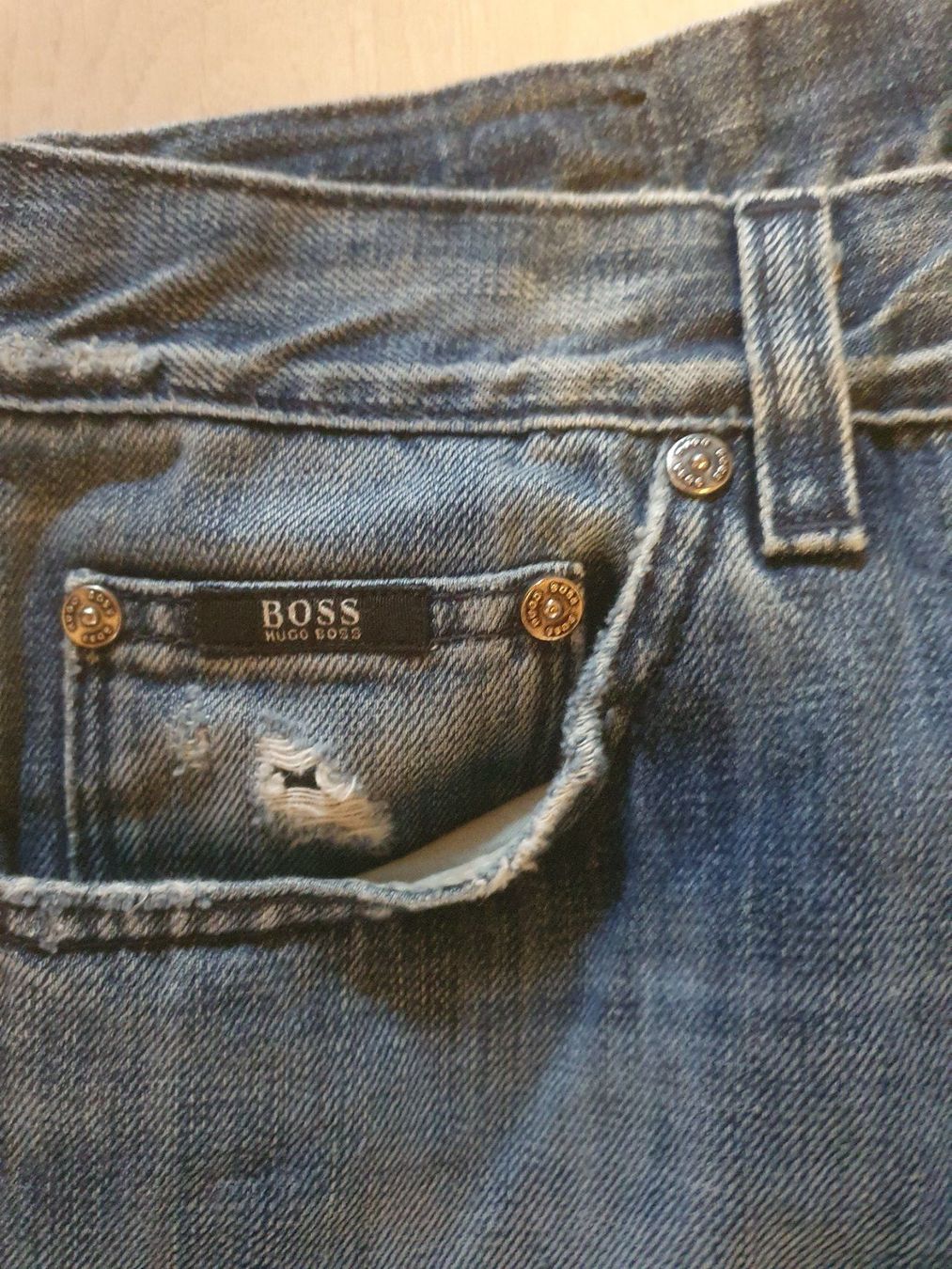 Hugo Boss Jeans: Hugo Boss Denim 32/34 – Usato da Boncourt venduto da petrusco 4