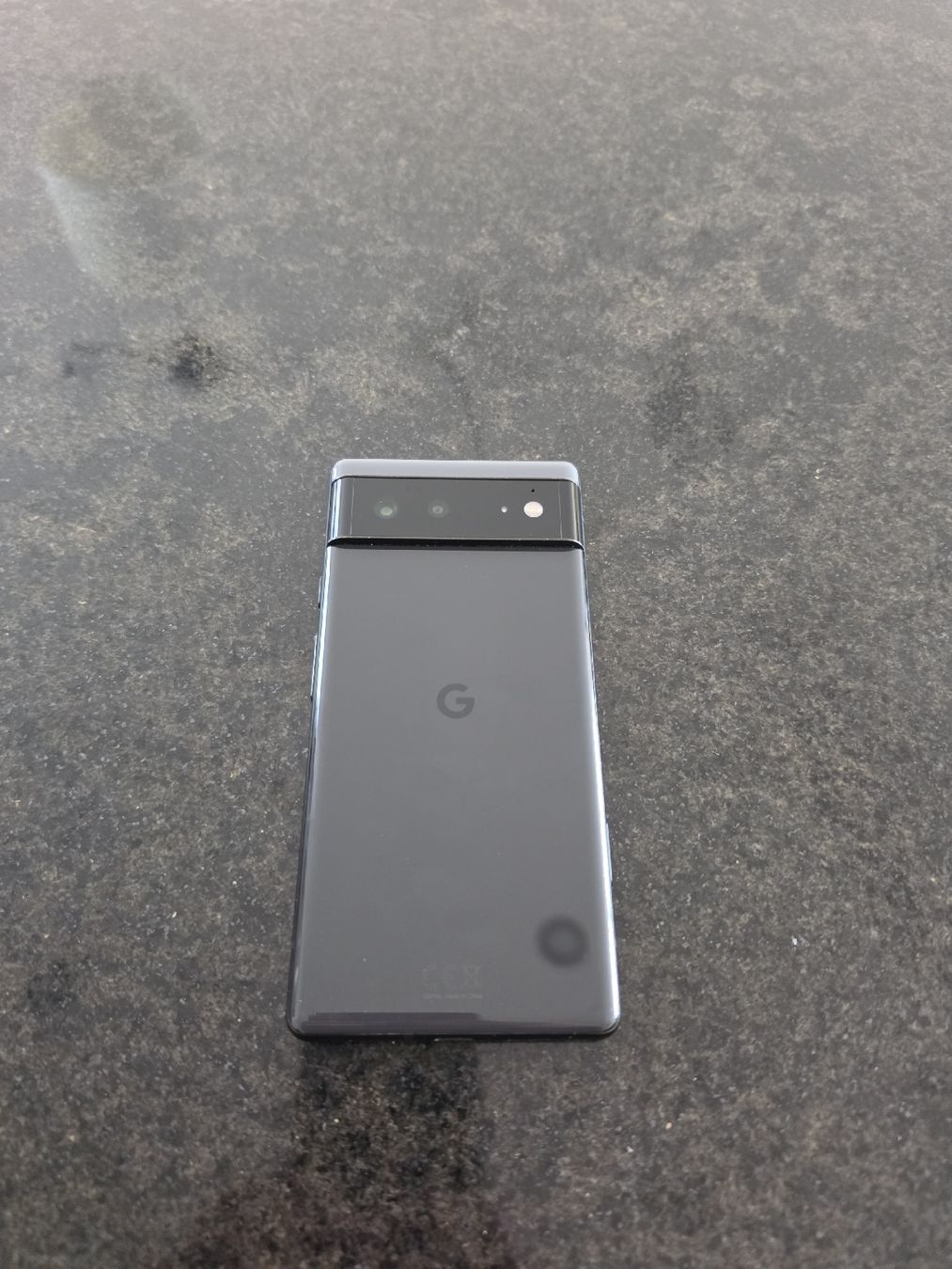Google Handys / Smartphones: Smartphone Google Pixel 6 schwarz gebraucht mit Hülle – Gebraucht aus Zuchwil von jakir_1988 1