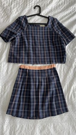 Ensemble jupe et top à carreaux, couture à main!