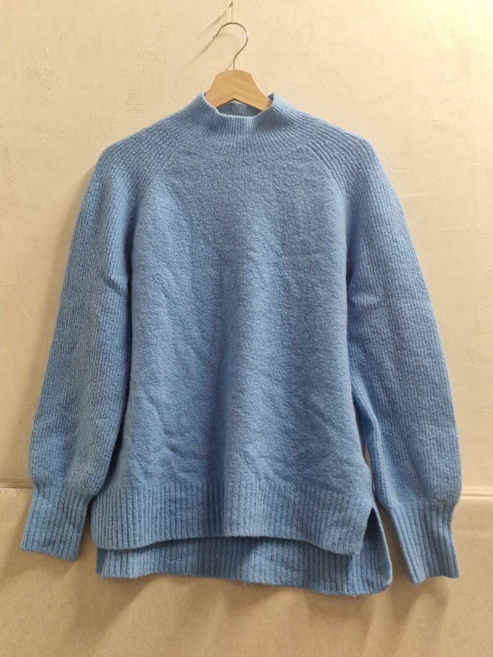 Pullover & Sweatshirts: Wolle Pullover hellblau Gr L gebraucht guter Zustand – Gebraucht aus Meierskappel von HeartWear