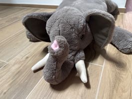 Stofftier Elefant grau  ca 70cm Länge,Höhe ca 20cm