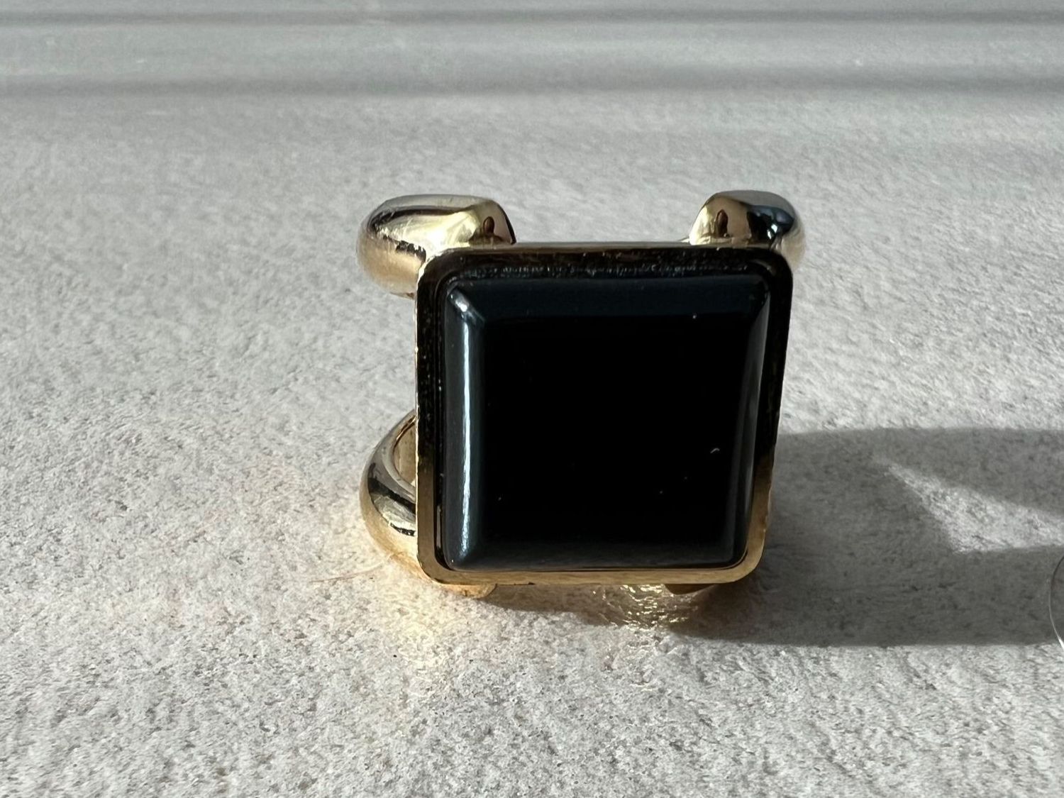 Chloé Anelli: CHLOÉ Fingerring 🖤 – Usato da zürich venduto da vintage12 2