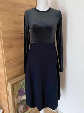 Elegantes Jersey Kleid von NILE, Gr. S. Neu.