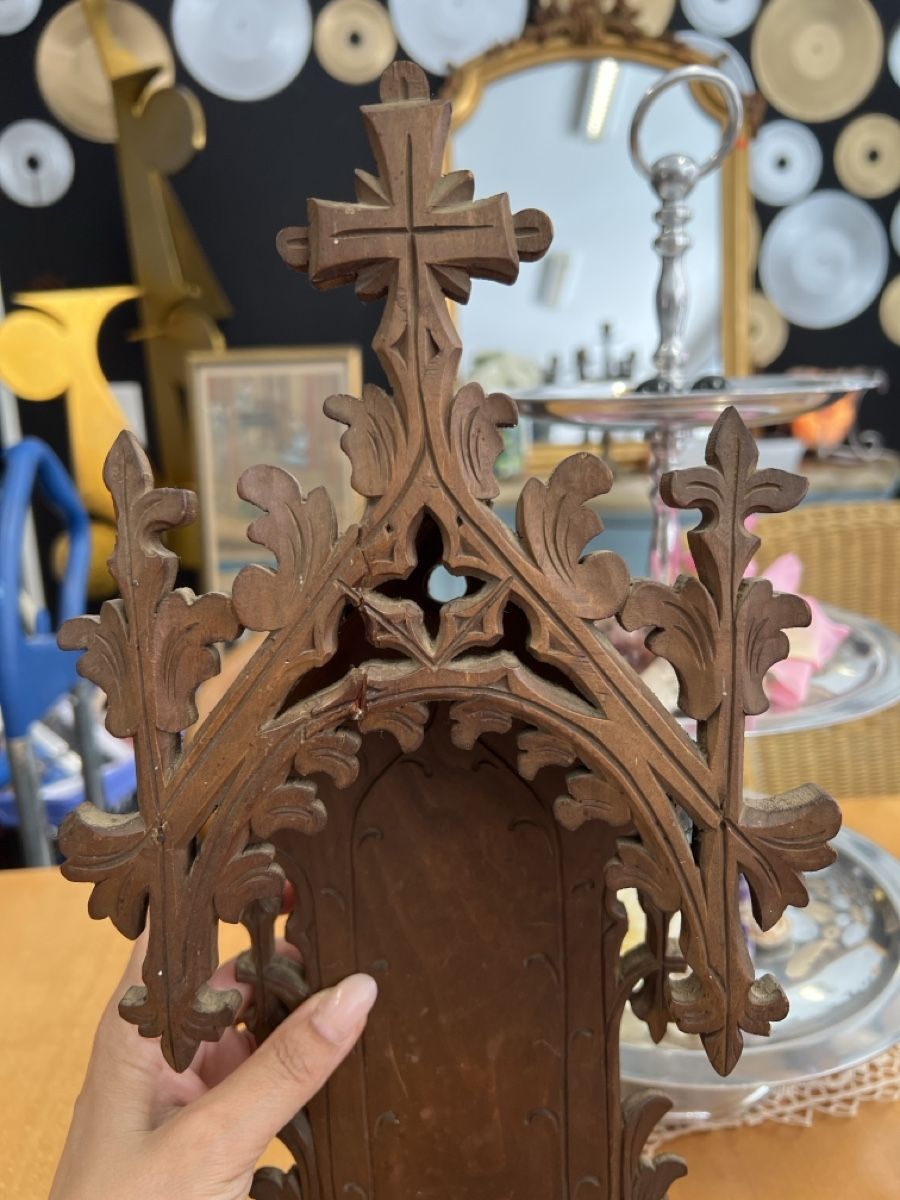Tutte le decorazioni: Holz-Wandkonsole, geschnitzt, antik, religiös,  – Usato da Rorschach venduto da TrendyDeals 3