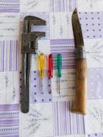Werkzeugset 2. siehe Fotos mit Opinel Klappmesser