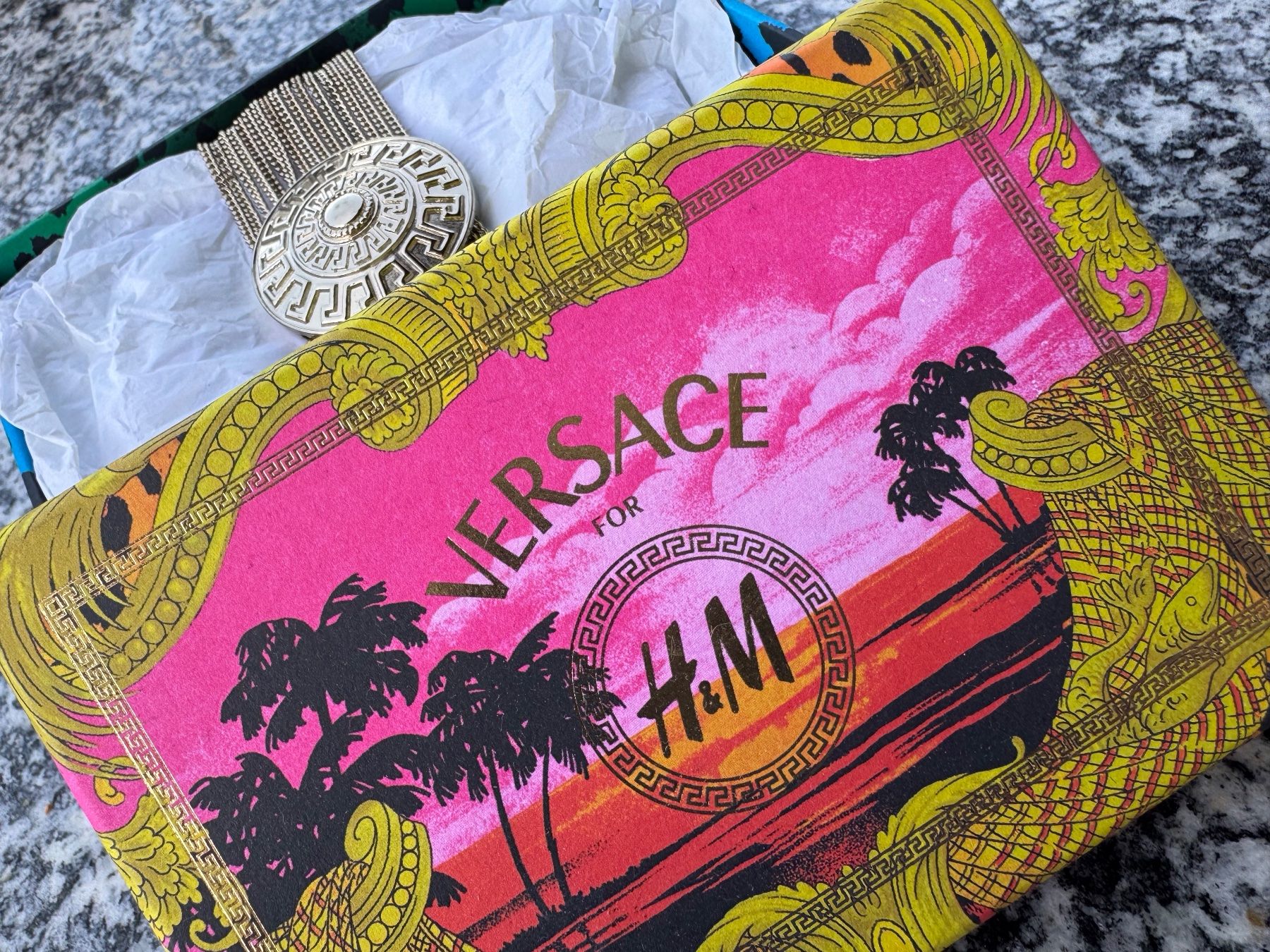 Bracelets: Bracelet VERSACE for H&M – Neuf avec emballage d'origine à Mellingen par zeb_ty5h 5