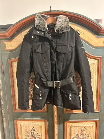 Peuterey schwarze Jacke mit Kapuze und Pelzkragen – Größe L