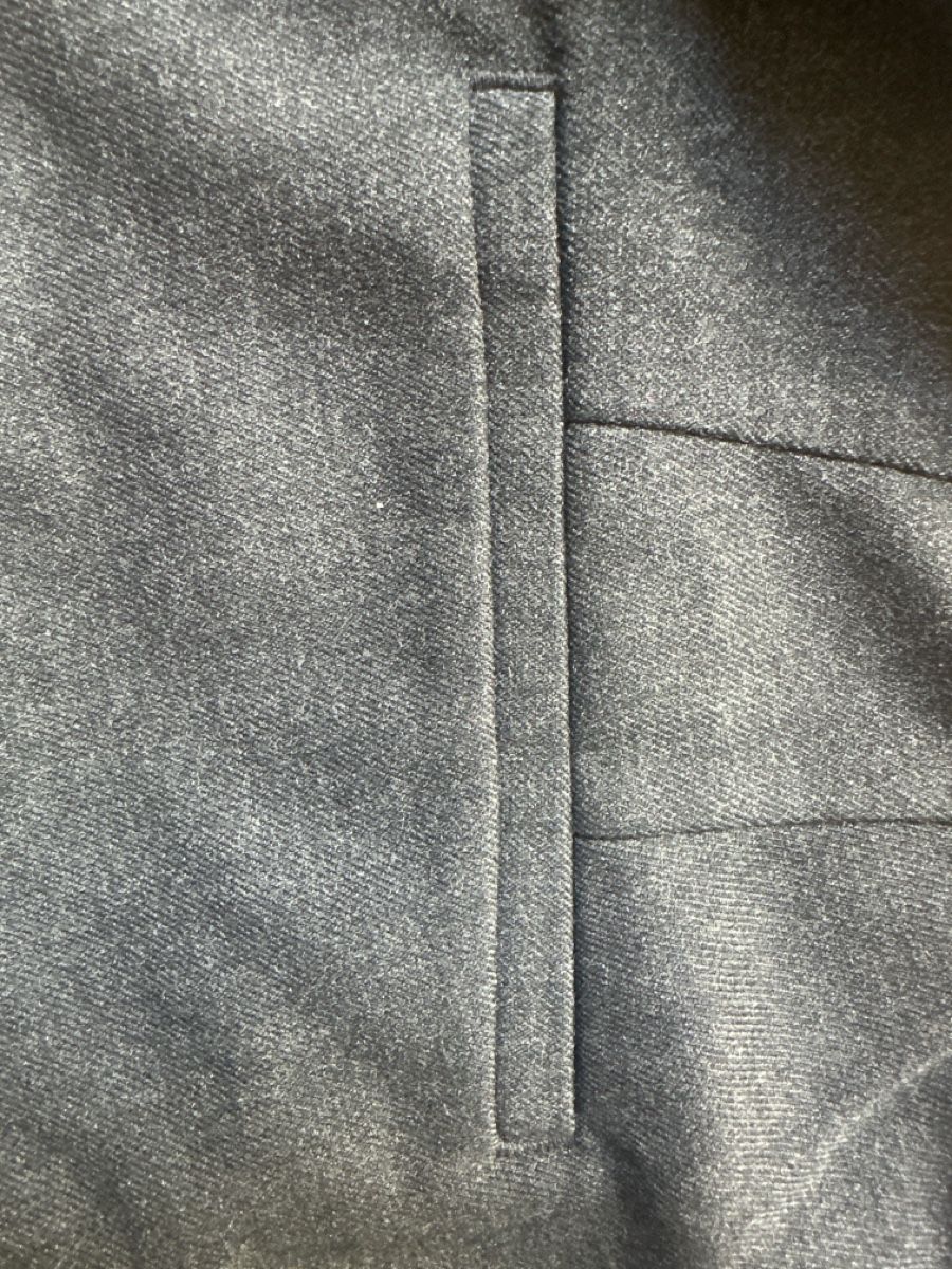 Uniqlo Pantaloni: Pull-on Hose von uniqlo – Usato da Zürich venduto da Misomi 3