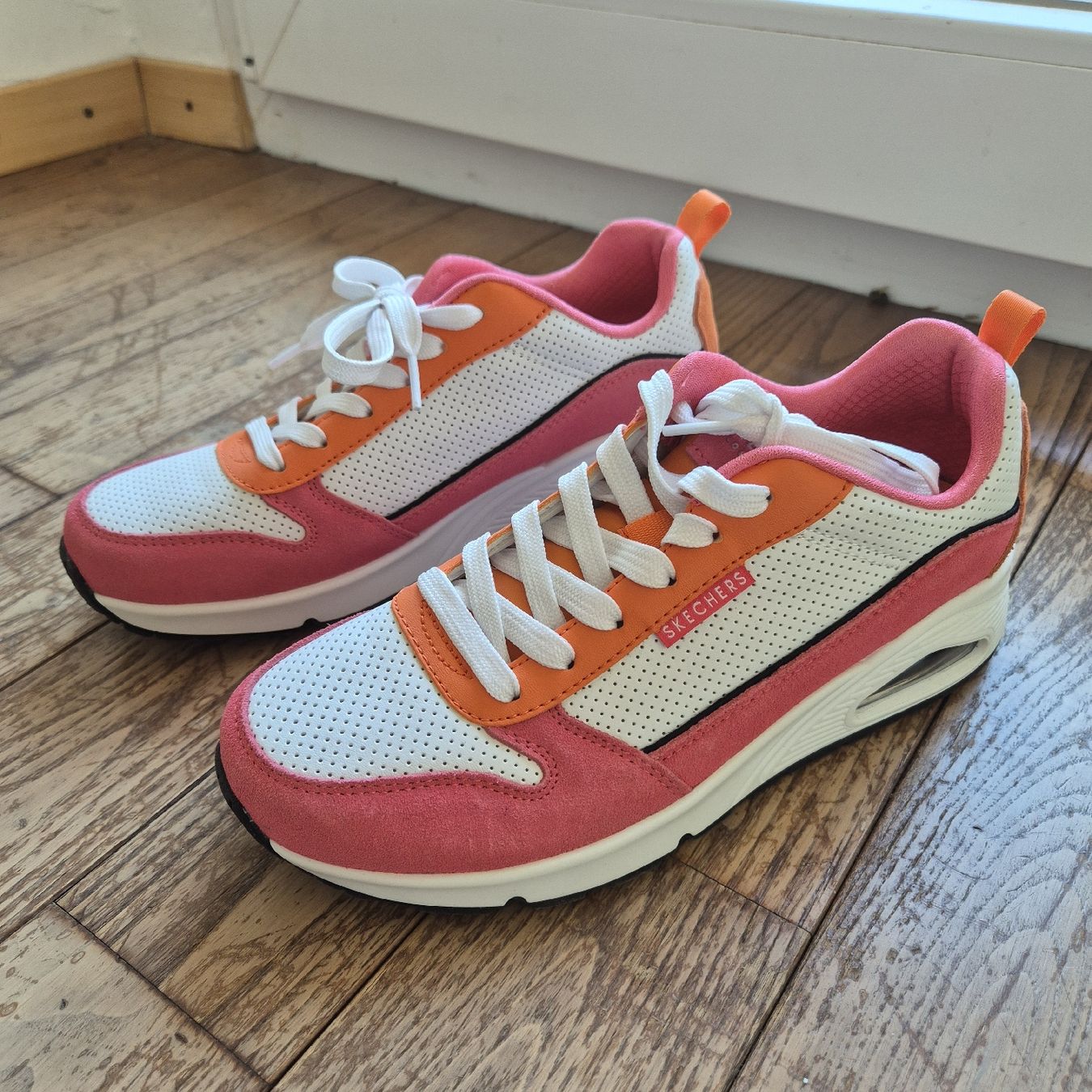 Skechers Chaussures femmes: Baskets Skechers neuves – Neuf (Voir description) à Choëx par NKim