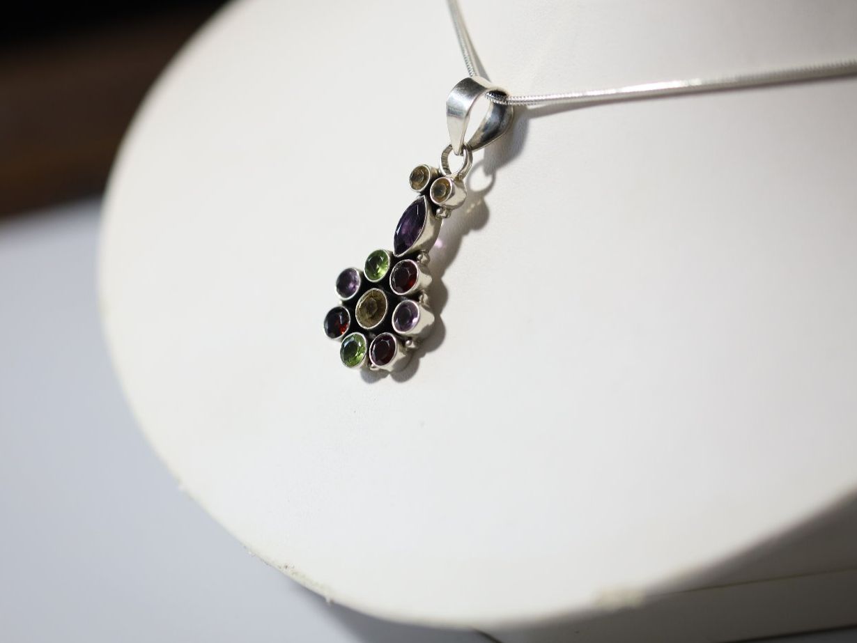 Ciondoli: Anhänger Silber 925 & Echte Edelsteine / Pendentif Argent – Nuovo e nell'imballaggio originale da Lausanne venduto da Ory7 1