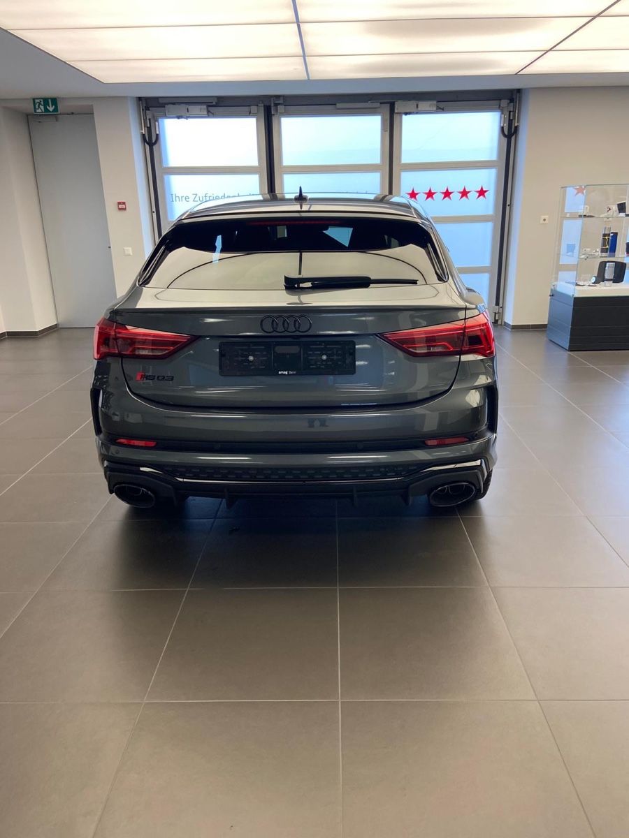 Audi Automobili: Audi Q3 Sportback – Usato da Corgémont venduto da Grubii92 2