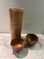 Kanne und Tassen Indien Tonkrug Tonware Tonbecher