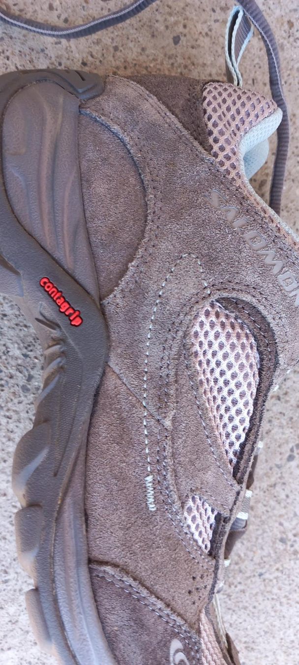 Salomon Chaussures femmes: Wanderschuhe Salomon – D'occasion à Ruswil par bar_pm8k 1