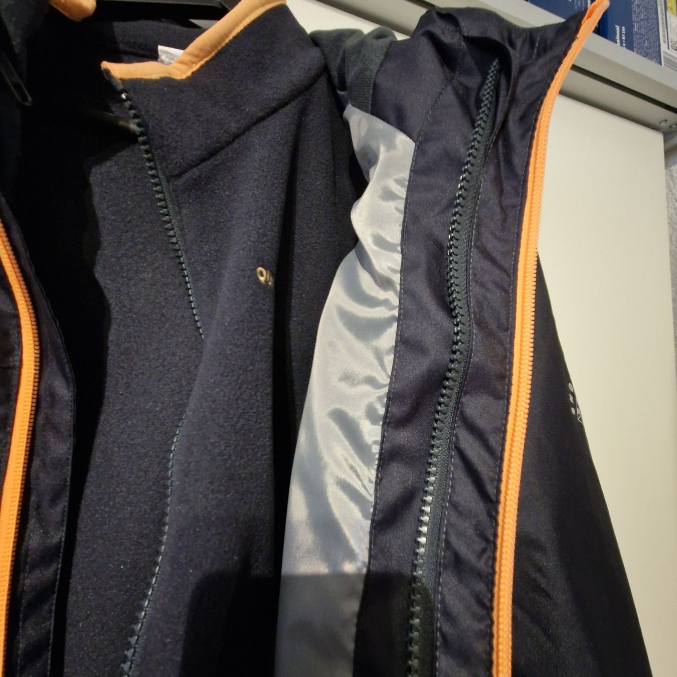 Decathlon Giacche: Winterjacke, schwarz, 164/172, Neu – Nuovo (secondo la descrizione) da Gränichen venduto da sunchi07 4