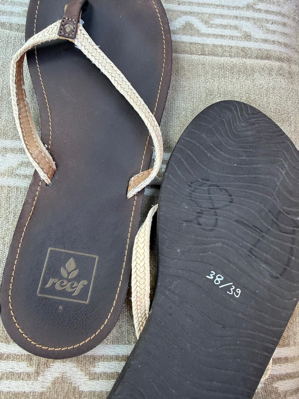 Damenschuhe: Flip-Flops – Gebraucht aus Flawil von Stella_3 3