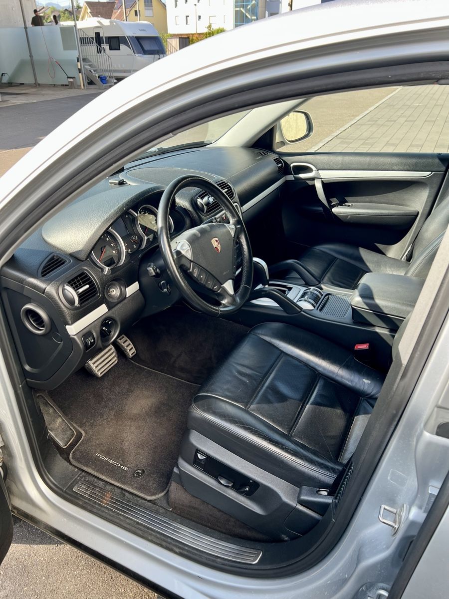 Porsche Autos: Porsche Cayenne S – D'occasion à Dürnten par OFuchs99 9