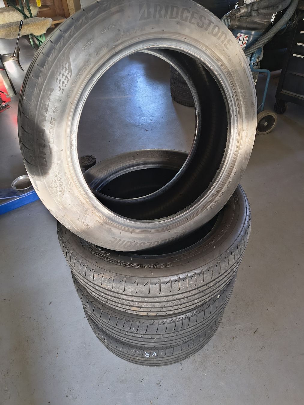 Pneumatici & Ruote complete: Bridgestone 205/55R17 95W – Usato da Volketswil venduto da wrrhx