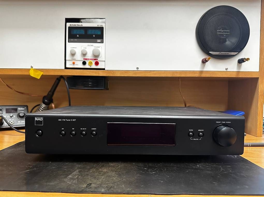 Radio: NAD C 427 AM / FM Tuner – Usato da Horw venduto da Bucher_AG_Horw
