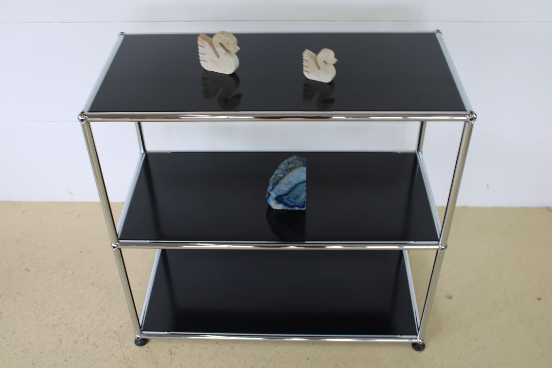 USM Cassettiere: USM Sideboard in Schwarz – Usato da Meinisberg venduto da atelier_TILIJA 3