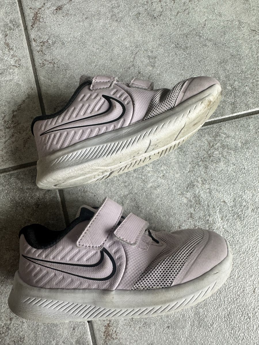 Nike Scarpe per ragazze: Nike Turnschuhe 25 – Usato da Birr venduto da YMCA123