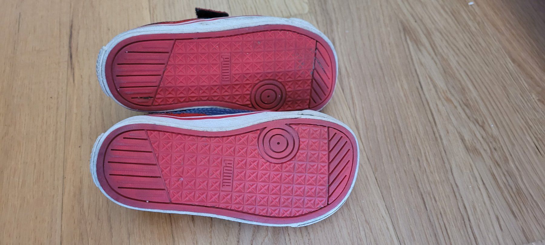 Puma Scarpe per ragazzi: Basket puma garçon taille 22 – Usato da Gland venduto da Mezo81010 2