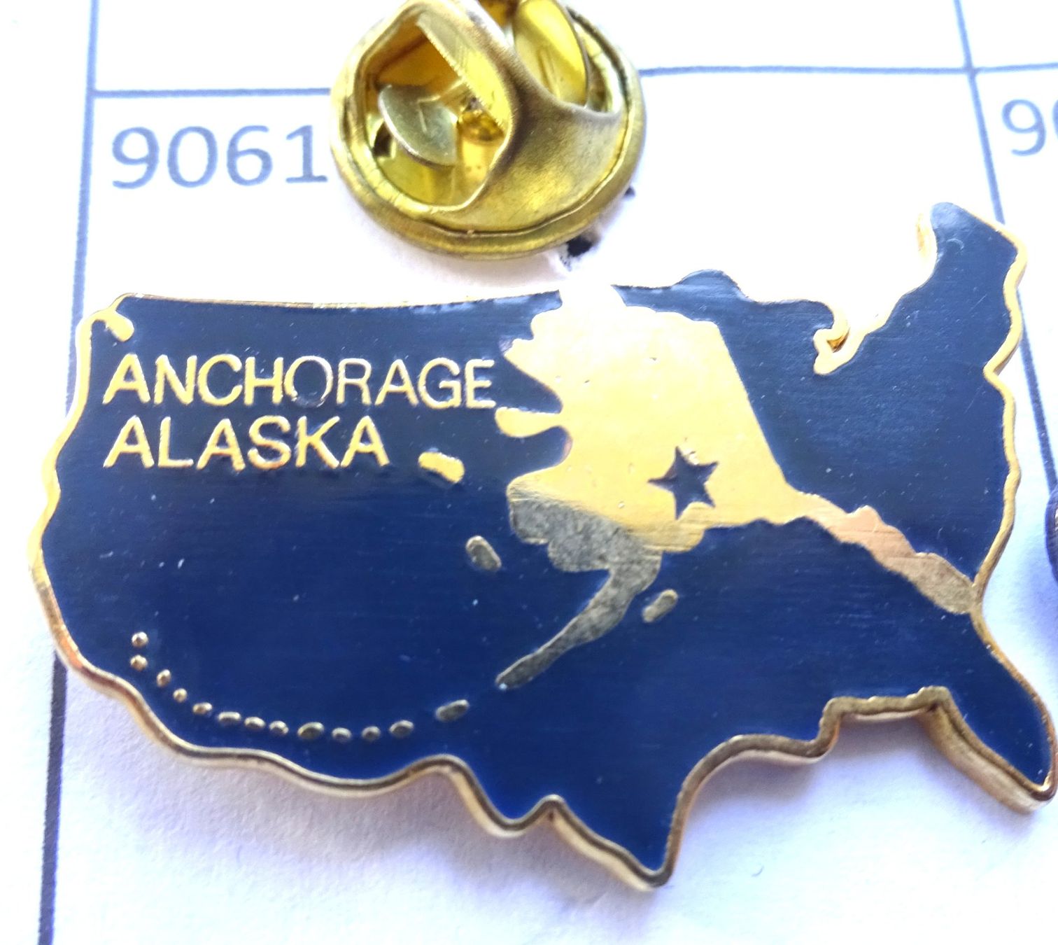 Plaketten & Abzeichen: Pin   ANCHORGA  Alaska  USA – Gebraucht aus Utzenstorf von BUtter81