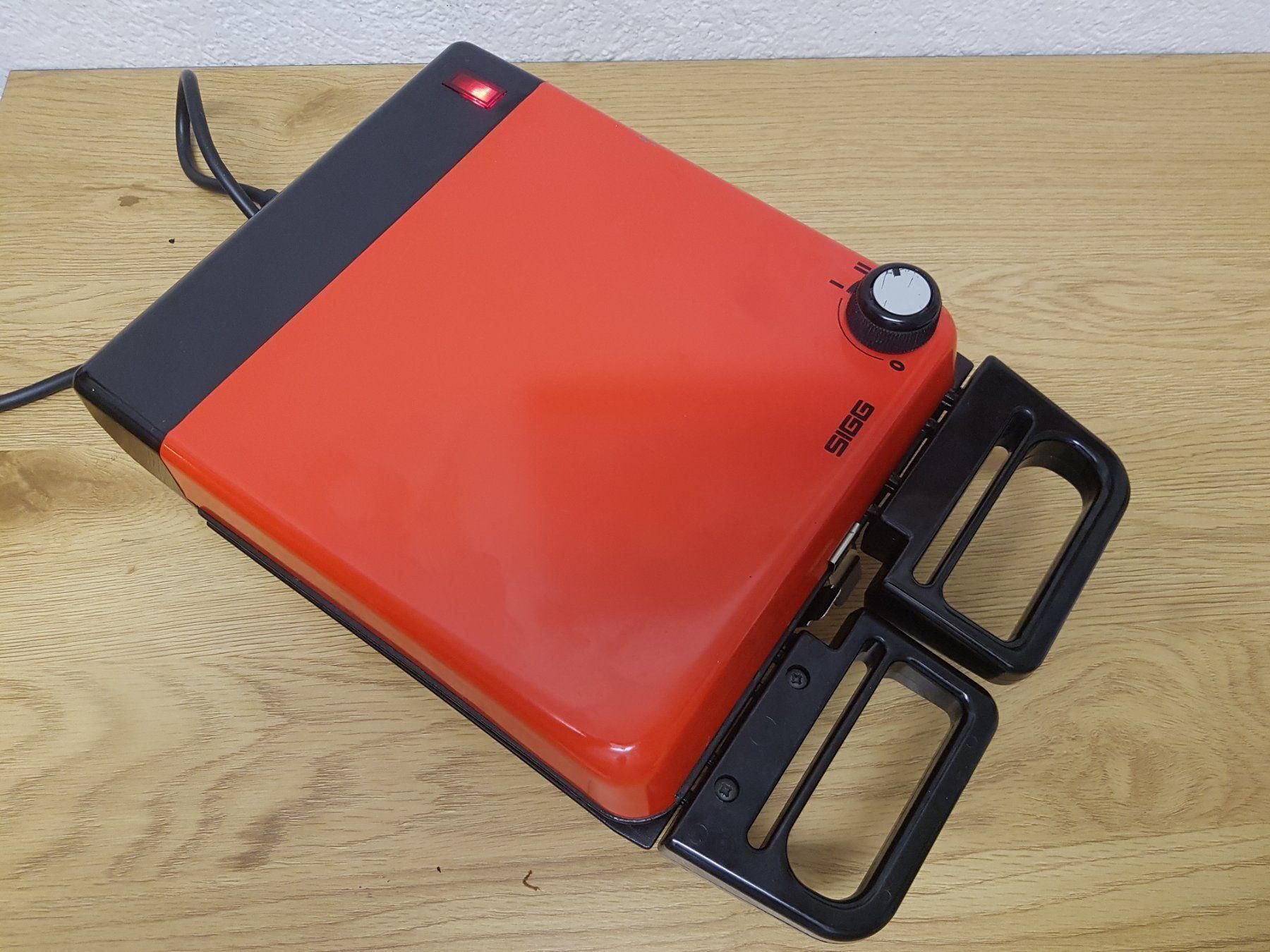 Sigg Küchengeräte: SIGG Waffeleisen/Brezeleisen – Gebraucht aus Zürich von Lina049 6