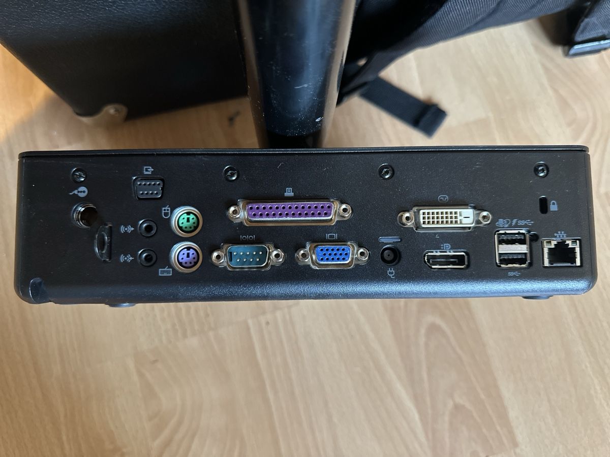 Hewlett Packard Docking station: HP Docking Station HSTNN-I11X, gebraucht – Usato da Walterswil (BE) venduto da RoHo-81 1
