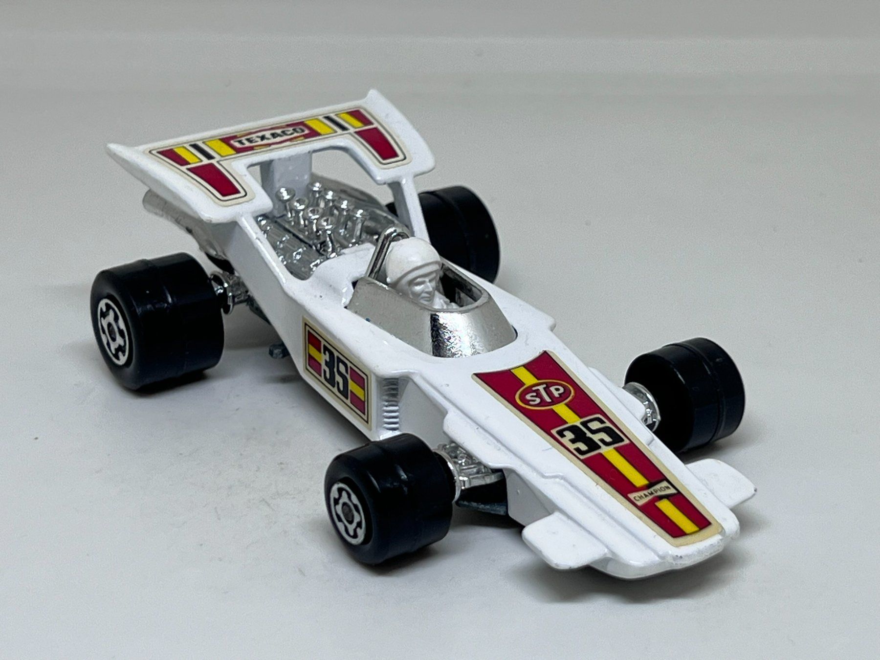 Matchbox Modellini d'auto: Matchbox Lightning K-35 – Usato da Wildegg venduto da LaaBoutique