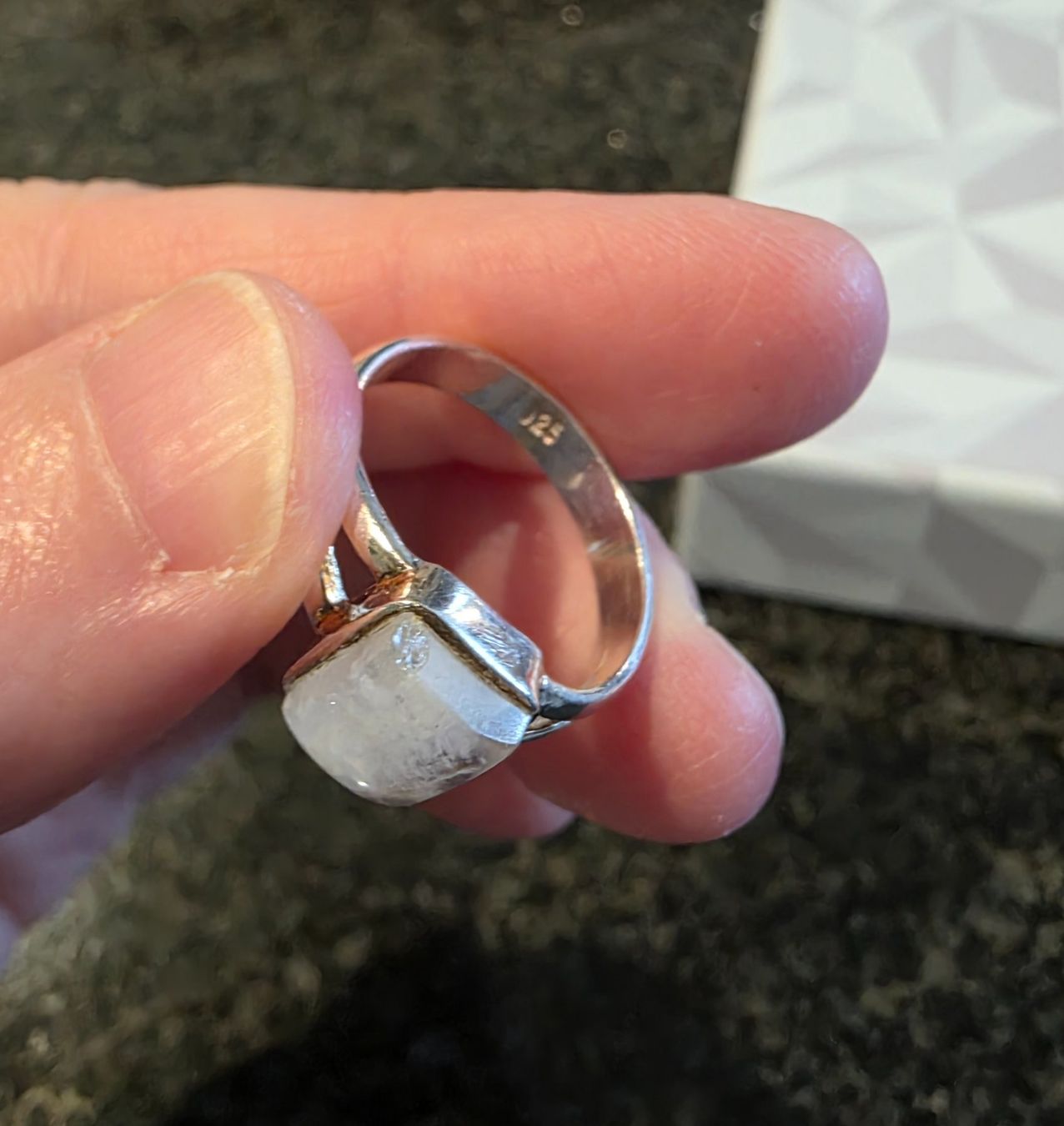 Ringe: Silberring mit Mondstein Grösse 62 gebraucht – Gebraucht aus Adliswil von ank_9f9q 3