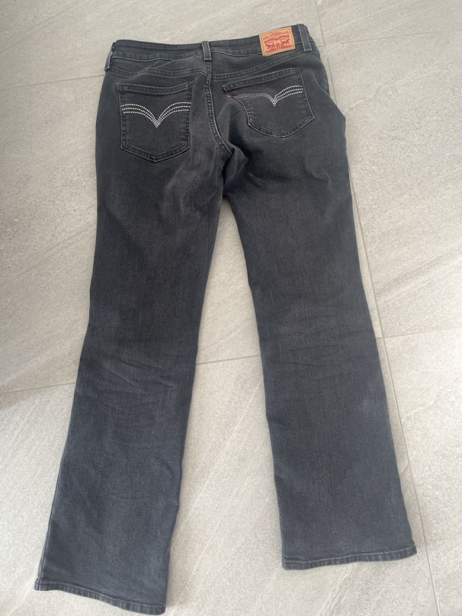 Levi's Jeans: Jeans Levi's bootcut taglia 29/32 – Nuovo (secondo la descrizione) da Besazio venduto da EmyScucy 1