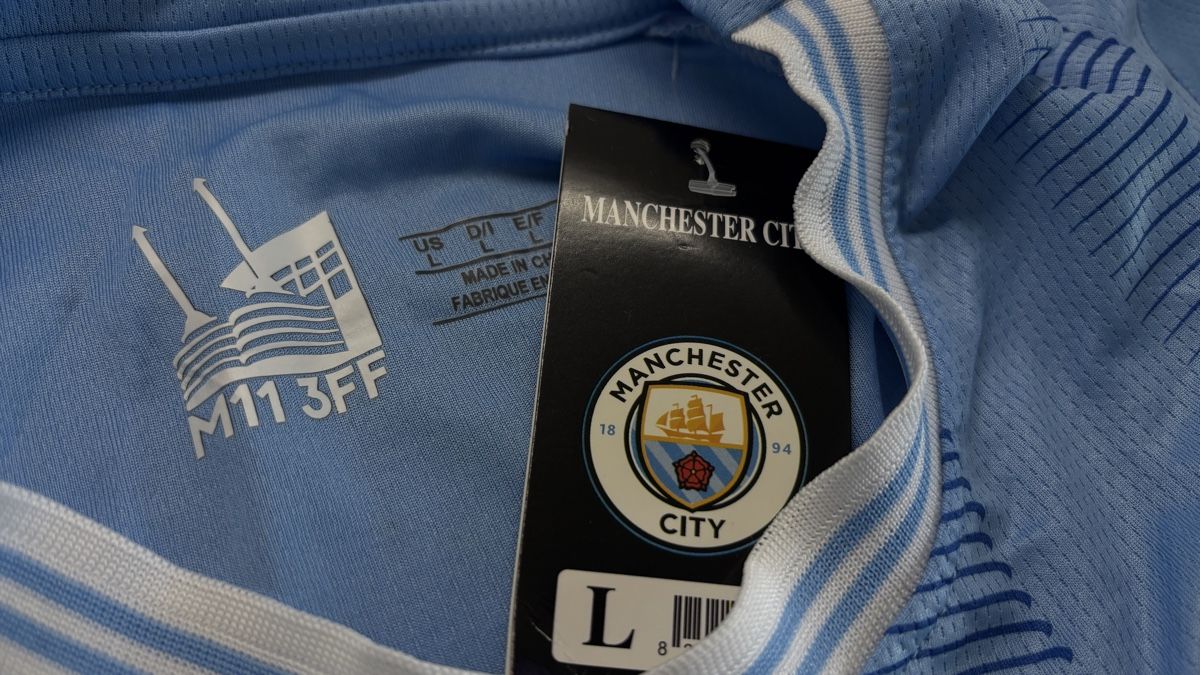 Canottiere & Pantaloni: Manchester City Trikot – Nuovo (secondo la descrizione) da Münchenbuchsee venduto da ore_wlr9 3