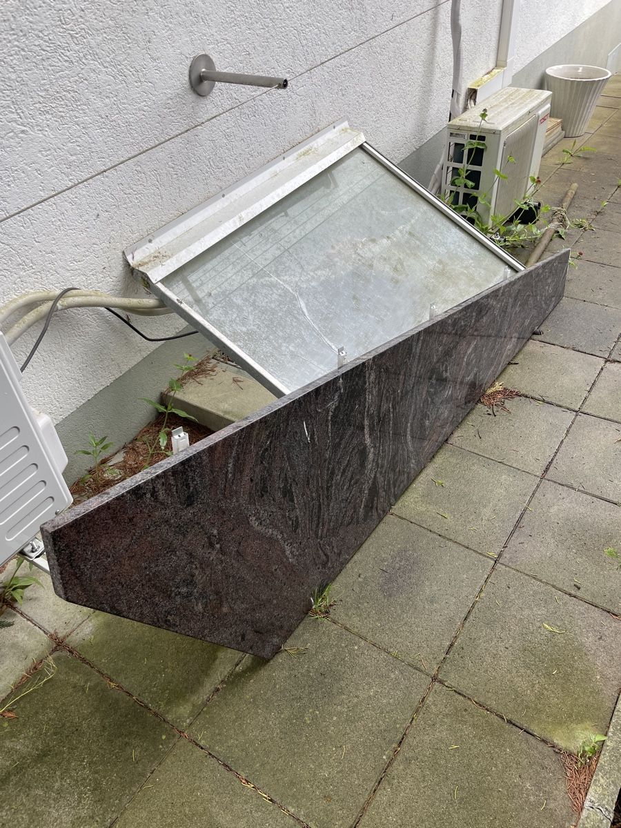Panchine: Granit Fensterbank – Usato da Bern venduto da PJOCH 1