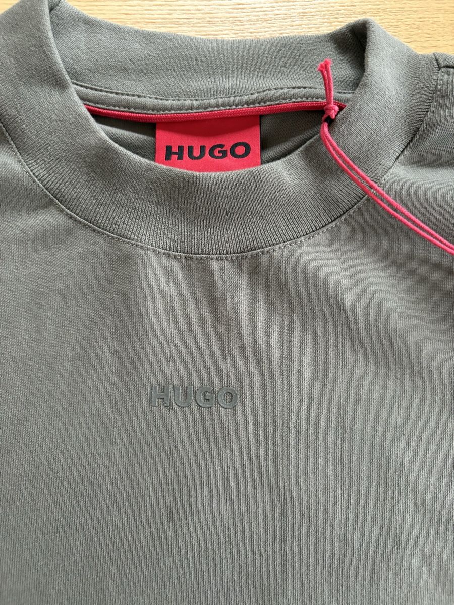 Hugo Boss T-shirt: T-shirt manica lunga Nuova – Nuovo e nell'imballaggio originale da Davesco-Soragno venduto da dvf_7h6d 1