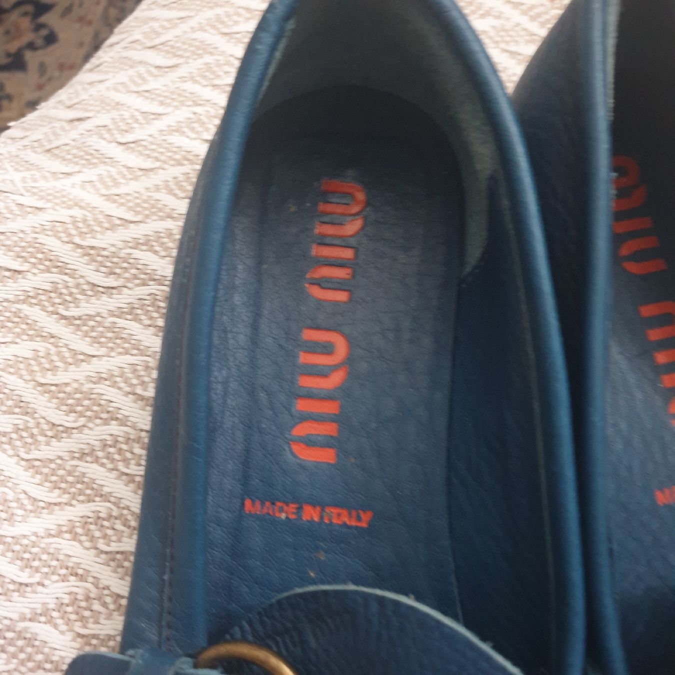 Miu Miu Chaussures femmes: Miu Miu Grösse 37 – D'occasion à Frenkendorf par Moon111 2