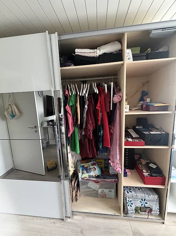 Armadi: Kleiderschrank – Usato da Bassersdorf venduto da Celicast205 3