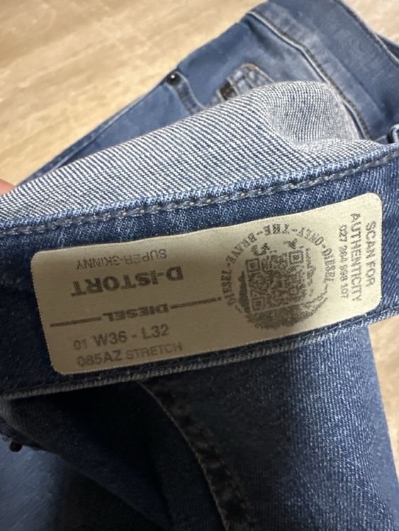 Diesel Jeans: Jean Diesel Distort Super Skinny W36-L32 comme neuf – Usato da Fribourg venduto da cat_tb68 1