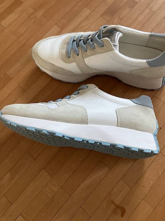Scarpe da donna: super soft sneakers grösse 5 1/2 – Nuovo e nell'imballaggio originale da baar venduto da Lstar 1
