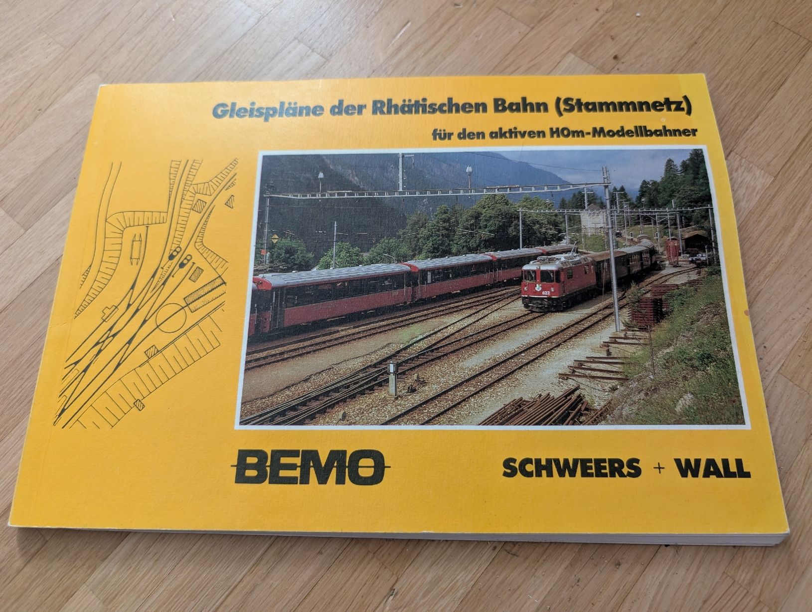 Bücher: Gleispläne der Rhätischen Bahn  Bemo – Gebraucht aus Stein/AG von sborn