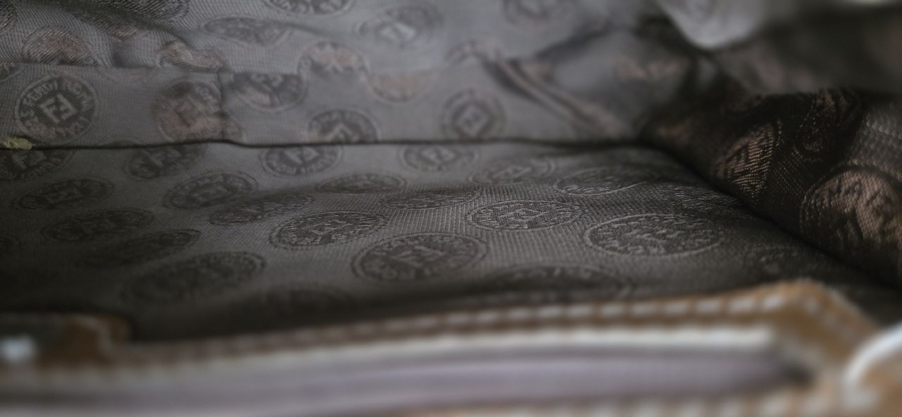 Fendi Taschen für Damen: FENDI BORSA TRACOLLA – Gebraucht aus Ascona von principessacaroline 5