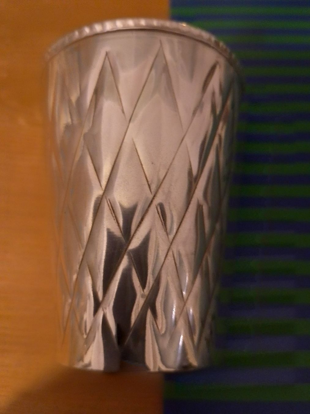Tazze: toller Silberbecher Monogramm Becher versilbert Kerzenhalter – Usato da Zürich venduto da flora044 1