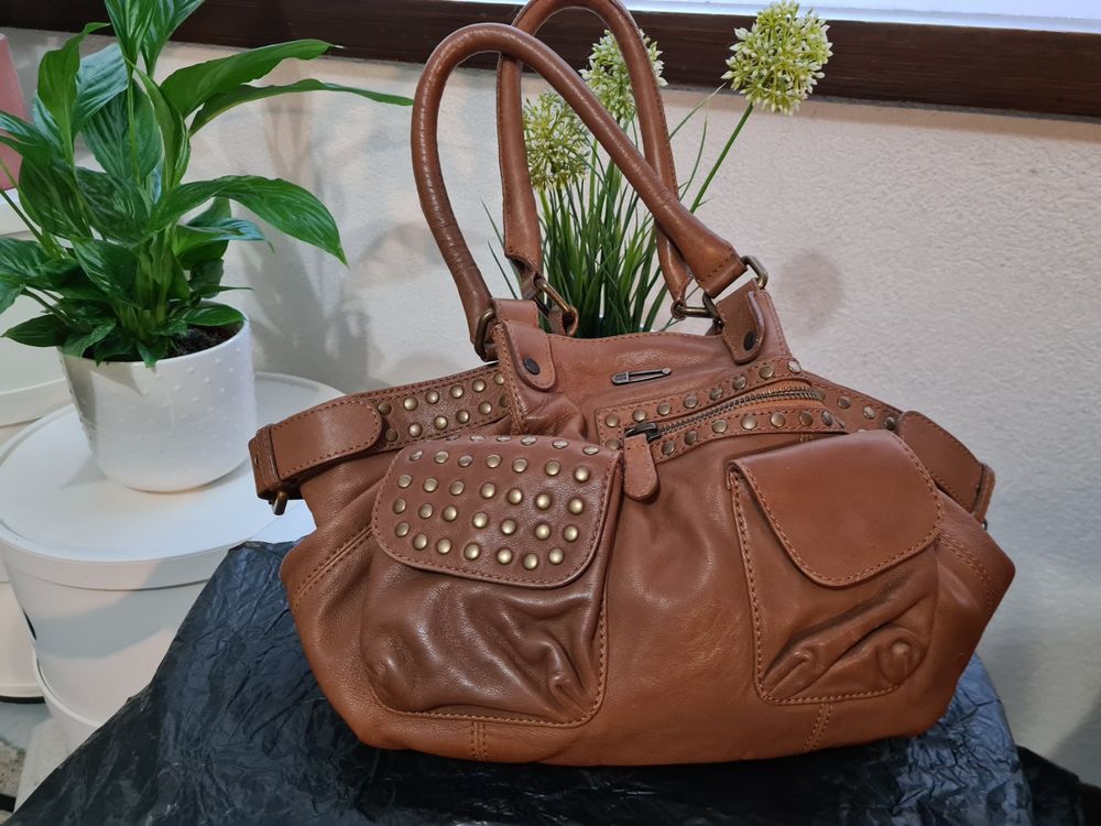 Sac cuir IKKS Fisherman camel Acheter sur Ricardo