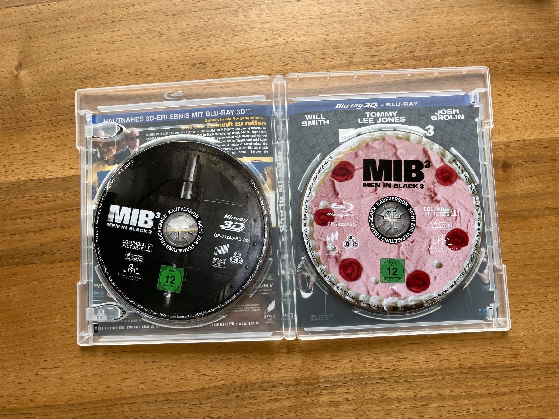 Tutti i DVDs: Blu Ray Disc 3 D - MIB - Men in Black 3 – Nuovo (secondo la descrizione) da Stans venduto da scheuerc 2