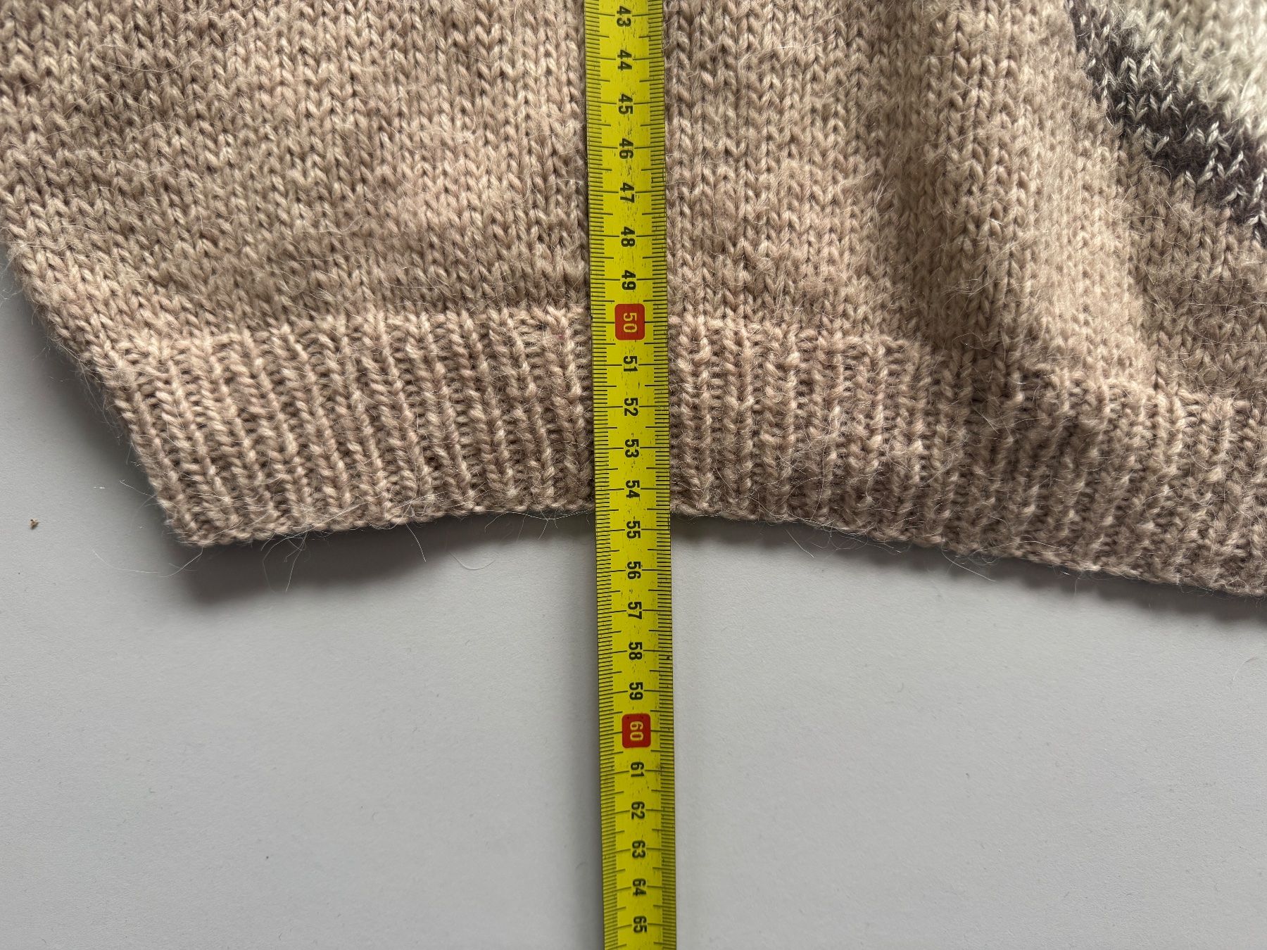Maglioni & Felpe: Vintage 1980 Women Pullover Sz M – Usato da Neuchâtel venduto da _Easy_to_Find_ 3