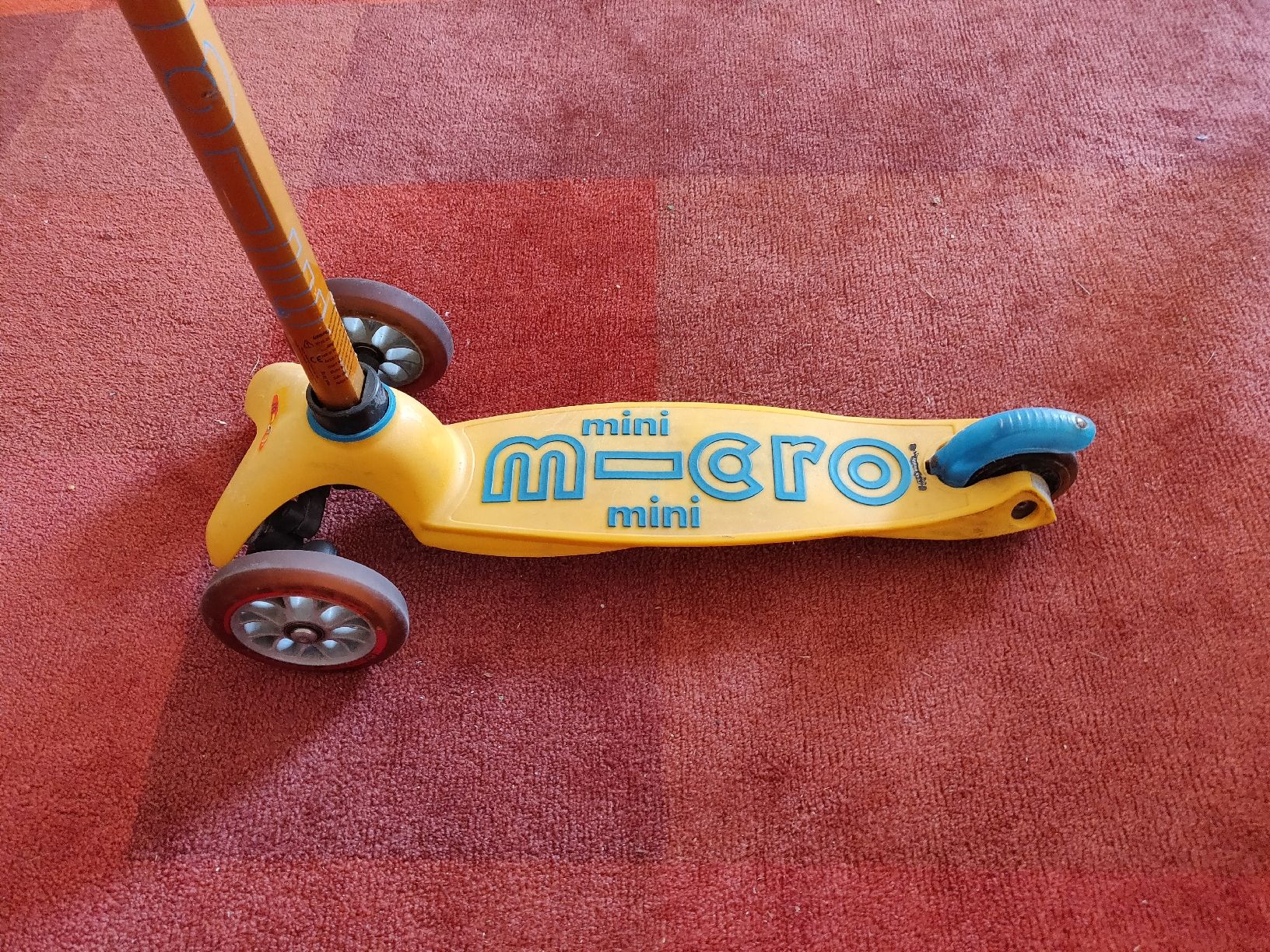 Micro Fahrzeuge für Kinder: Kinderroller Micro Mini gelb guter Zustand – Gebraucht aus Baden von vongillus 3
