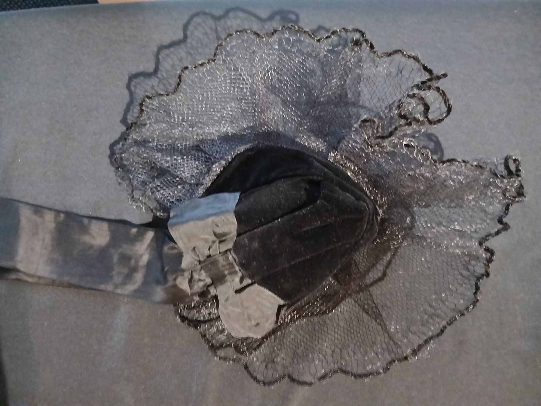 Copricapi, berretti & cappellini: Trachtenhaube – Usato da Sachseln venduto da MarliesM02