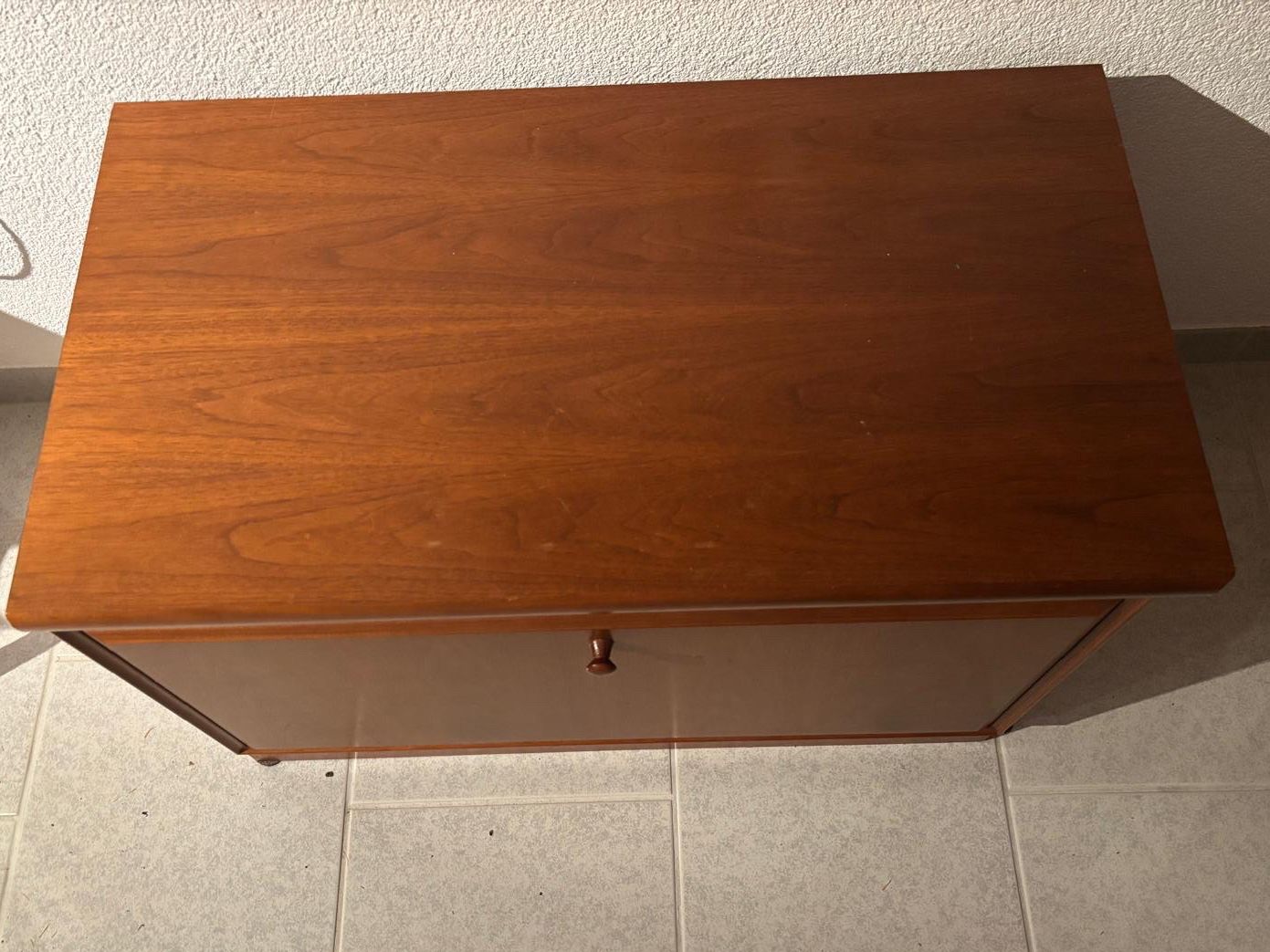 Commodes: Holzkommode – D'occasion à Basel par asprion 1