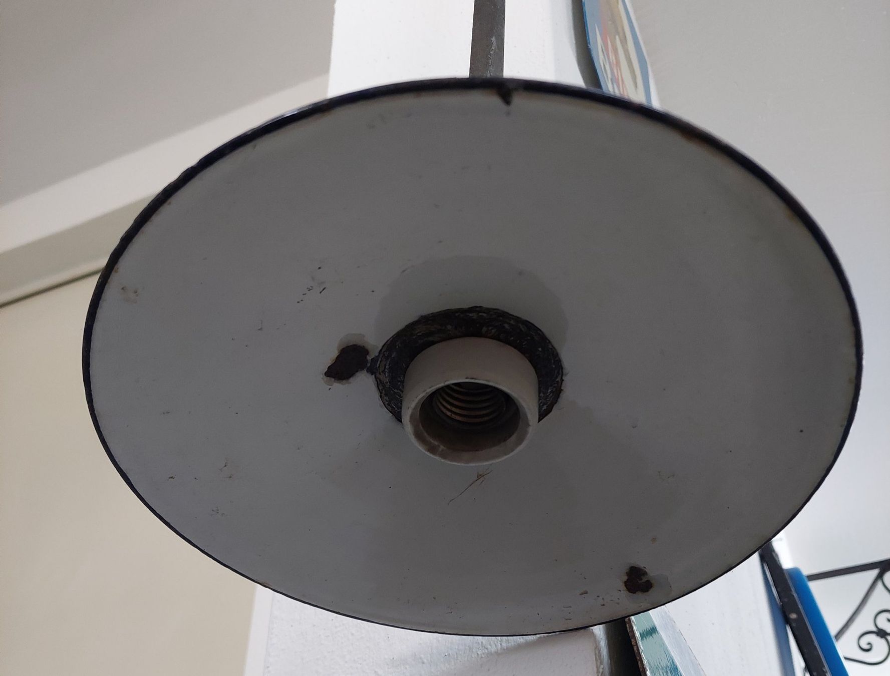 Lampade: Stalllampe lang Version – Difettoso da Siblingen venduto da rantiques 3