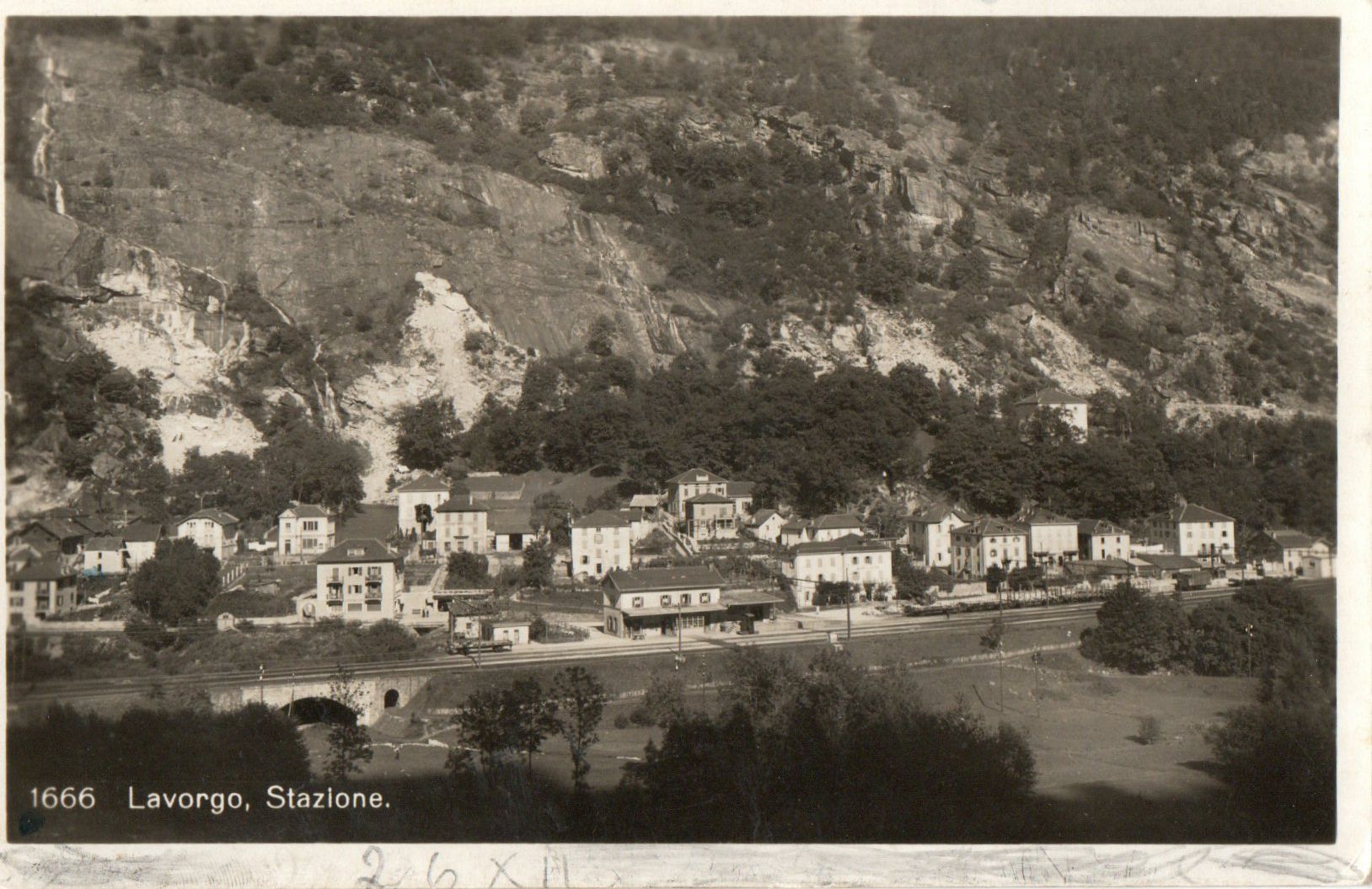 Ansichtskarten: Lavorgo - Stazione – Gebraucht aus Melano von pisonsdro